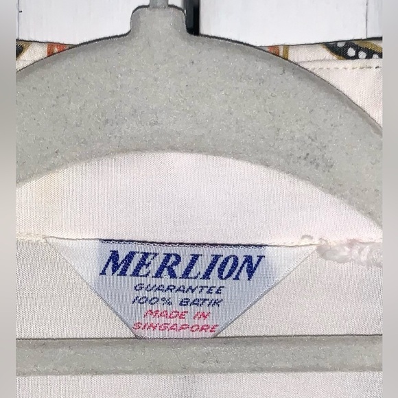 Vintage Batik short sleeve button up dragon shirt Men’s large White and orange - Picture 2 of 7